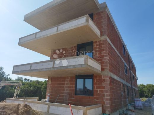 Luxury House for sale in Krk, 1 560 000 €, Photo 1
