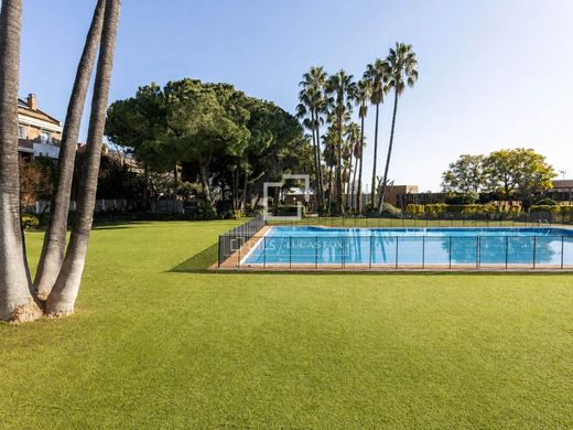 Luxury House for sale in Esplugues de Llobregat, 1 550 000 €, Photo 1