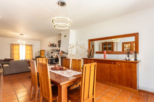 Maison de luxe à vendre à Moita, 449 000 €, Photo 1