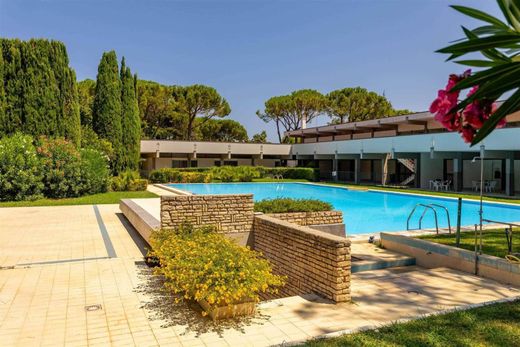 Luxury House for sale in Bari, 545 000 €, Photo 2