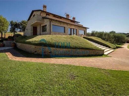 Maison de luxe à vendre à Montecastrilli, 680 000 €, Photo 3