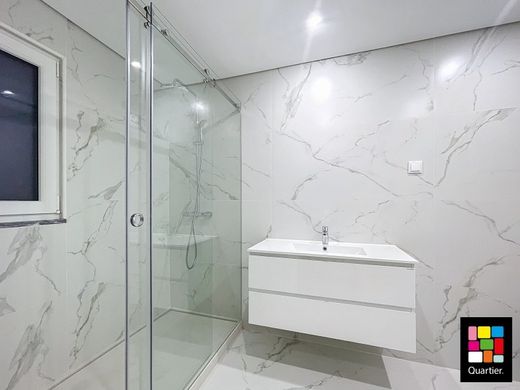 Luxury House for sale in Seixal, 750 000 €, Photo 4