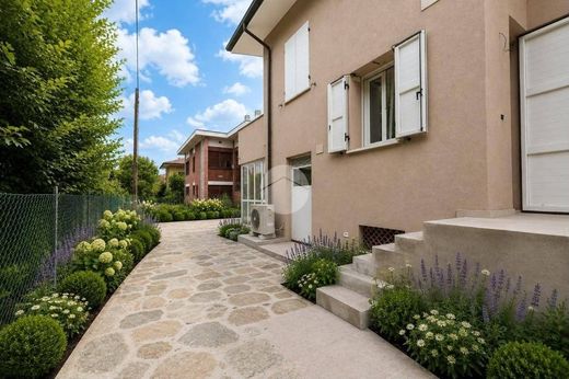 Maison de luxe à vendre à Cesenatico, 1 050 000 €, Photo 5