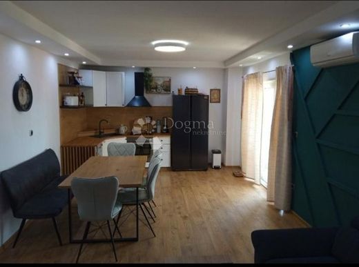 Luxury House for sale in Dugi Rat, 533 000 €, Photo 5