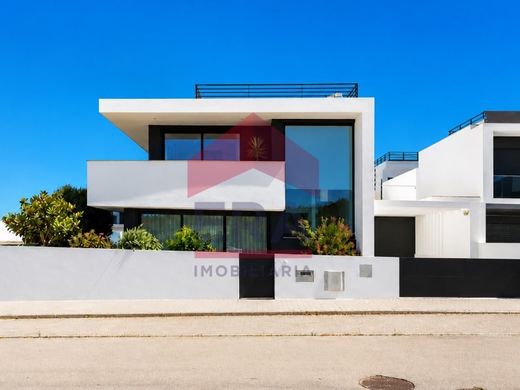 Luxury House for sale in Peniche, 579 000 €, Photo 2