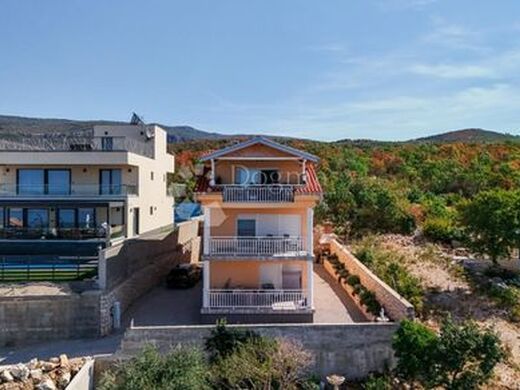 Luxury House for sale in Crikvenica, 950 000 €, Photo 3