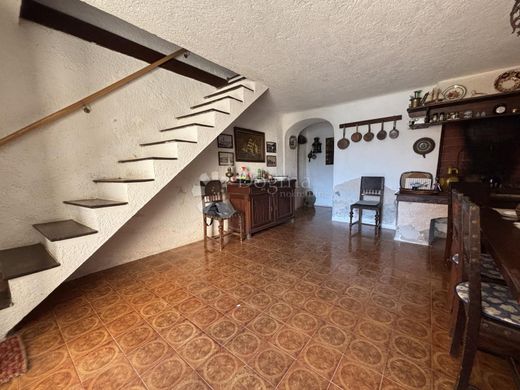 Maison de luxe à vendre à Cres, 450 000 €, Photo 3