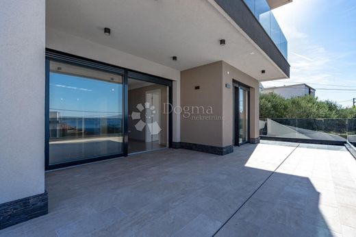 Luxury House for sale in Crikvenica, 1 380 000 €, Photo 4