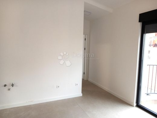Appartement de luxe à vendre à Crikvenica, 517 050 €, Photo 4