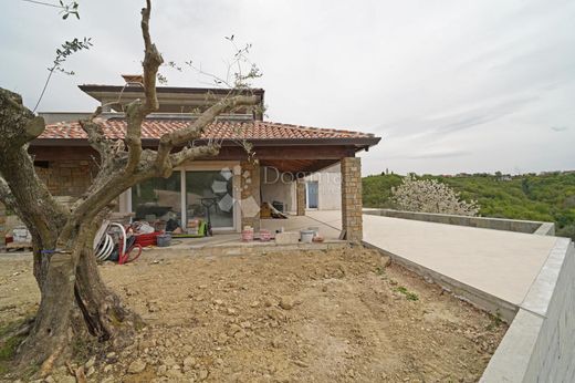 Maison de luxe à vendre à Buje, 870 000 €, Photo 4