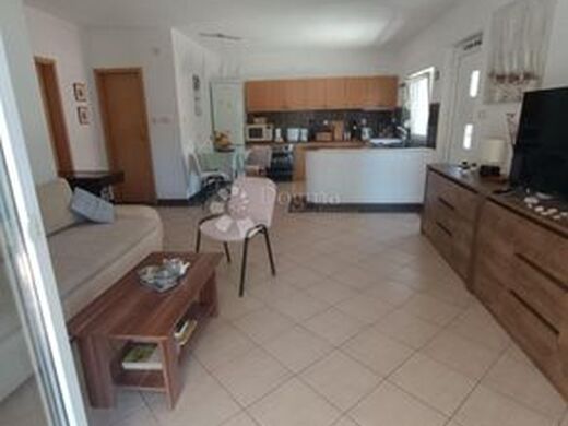 Maison de luxe à vendre à Okrug Donji, 875 000 €, Photo 5