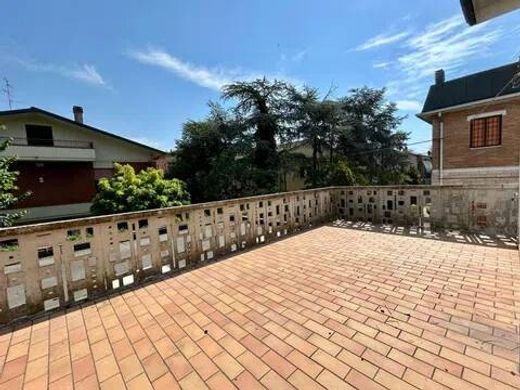 Maison de luxe à vendre à Modena, 849 000 €, Photo 5