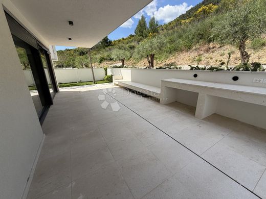 Maison de luxe à vendre à Bol, 1 450 000 €, Photo 6