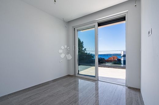 Luxury House for sale in Crikvenica, 1 380 000 €, Photo 7