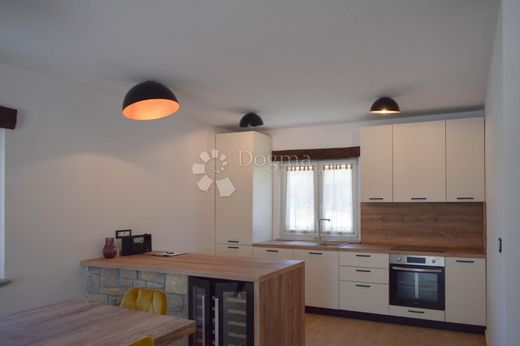 Maison de luxe à vendre à Cerovlje, 480 000 €, Photo 7