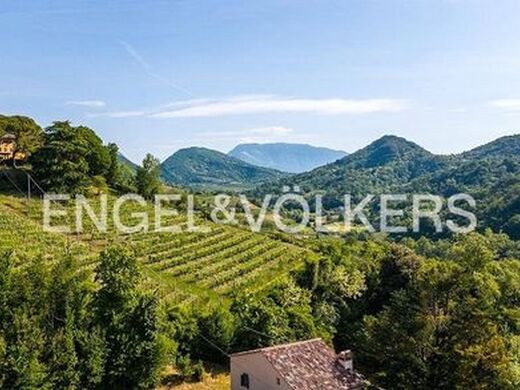 Luxury House for sale in Tarzo, 700 000 €, Photo 2