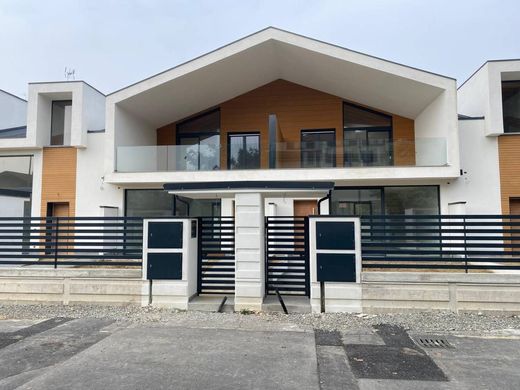 Maison de luxe à vendre à Vimercate, 673 200 €, Photo 2