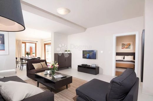 Maison de luxe à vendre à Barban, 549 000 €, Photo 3