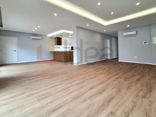 Maison de luxe à vendre à Seixal, 650 000 €, Photo 3