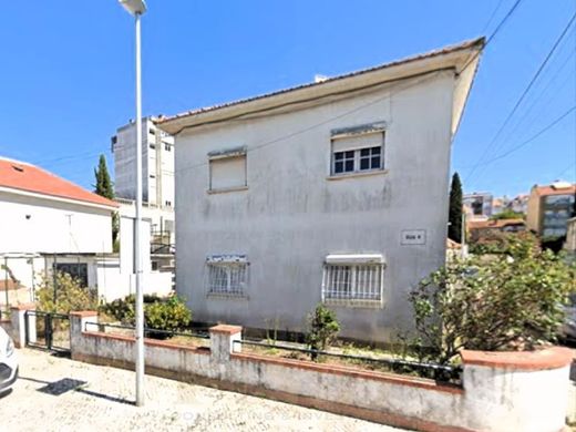 Maison de luxe à vendre à Lisbon, 850 000 €, Photo 3