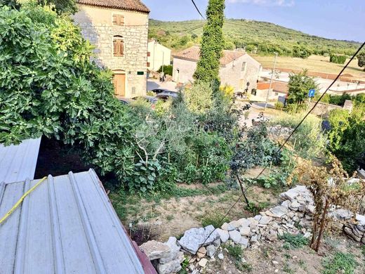 Maison de luxe à vendre à Bale, 415 000 €, Photo 5