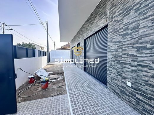 Luxury House for sale in Seixal, 640 000 €, Photo 3