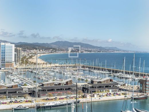 Luxury Apartment for sale in Badalona, 950 000 €, Photo 4