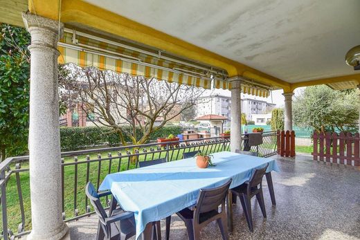 Maison de luxe à vendre à Olgiate Comasco, 880 000 €, Photo 5