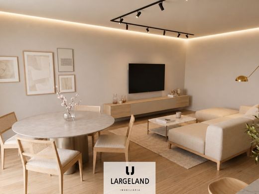 Luxury Apartment for sale in Santa Maria Da Feira, 465 000 €, Photo 5