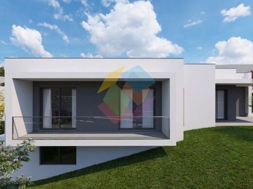 Luxury House for sale in Santa Maria Da Feira, 440 000 €, Photo 6