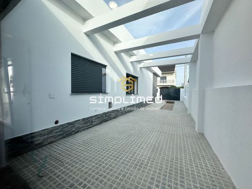 Luxury House for sale in Seixal, 640 000 €, Photo 7