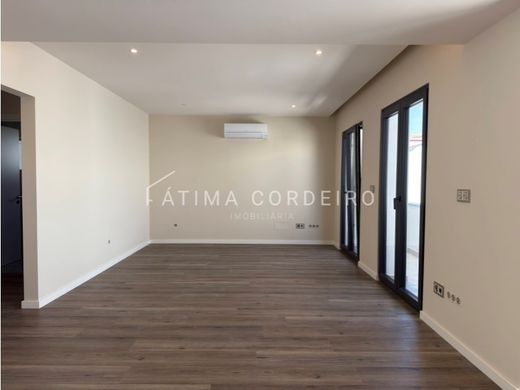 Appartement de luxe à vendre à Almada, 700 000 €, Photo 2