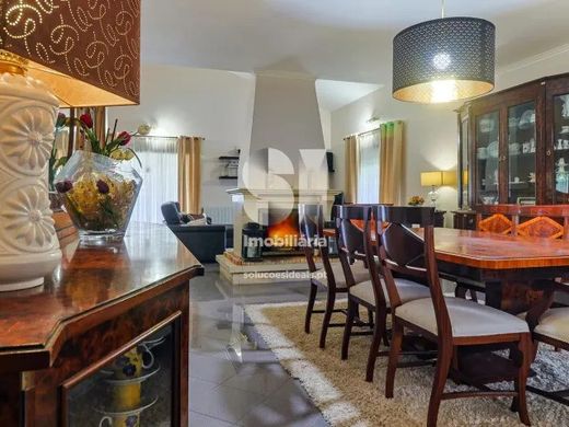 Maison de luxe à vendre à Cernache, 675 000 €, Photo 2