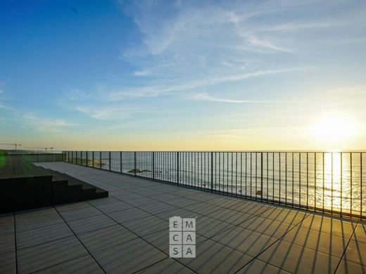 Luxury Apartment for sale in Gondomar, 576 000 €, Photo 2