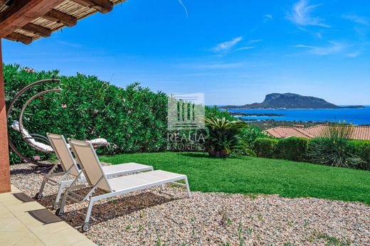 Luxury House for sale in Golfo Aranci, 950 000 €, Photo 2