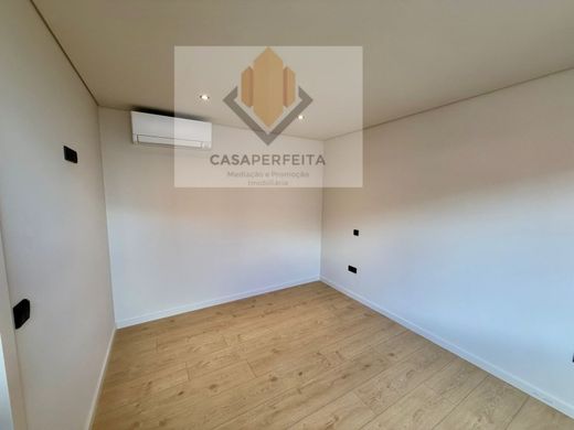 Luxury Apartment for sale in Gondomar, 558 000 €, Photo 2