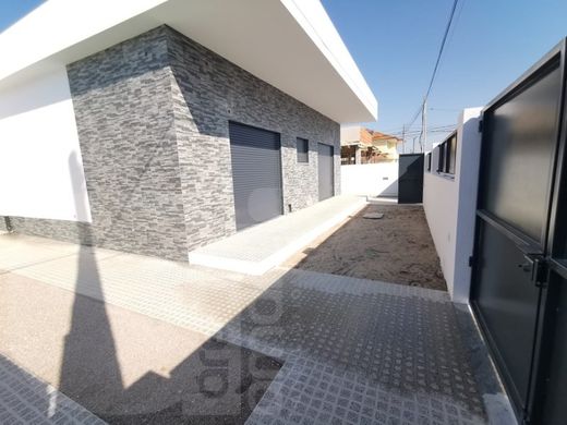 Luxury House for sale in Seixal, 640 000 €, Photo 3