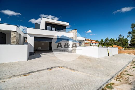 Maison de luxe à vendre à Vila Nova de Ourém, 490 000 €, Photo 3