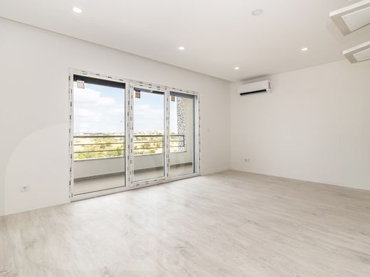 Luxury Apartment for sale in Seixal, 400 000 €, Photo 4