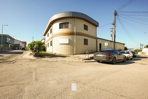 Maison de luxe à vendre à Lobão, 430 000 €, Photo 4