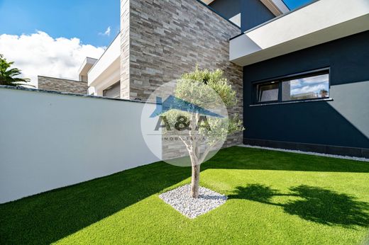 Maison de luxe à vendre à Vila Nova de Ourém, 490 000 €, Photo 4