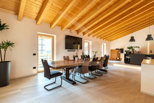 Luxury House for sale in Ala, 997 000 €, Photo 4