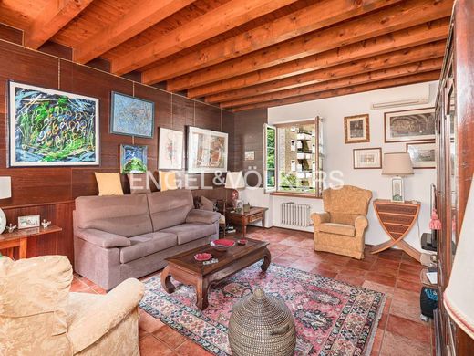 Maison de luxe à vendre à Como, 800 000 €, Photo 5