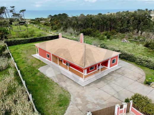 Luxury House for sale in Sintra, 1 150 000 €, Photo 1