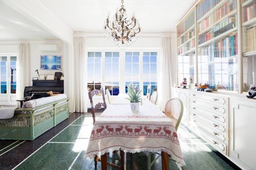 Luxury Apartment for sale in Genoa, 850 000 €, Photo 2