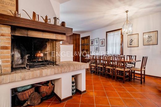 Luxury House for sale in Treviso, 430 000 €, Photo 2