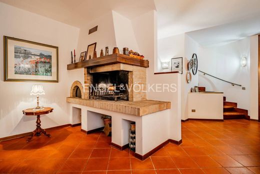 Luxury House for sale in Treviso, 430 000 €, Photo 3