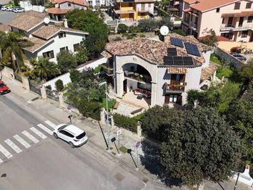 Luxury House for sale in Pula, 750 000 €, Photo 4