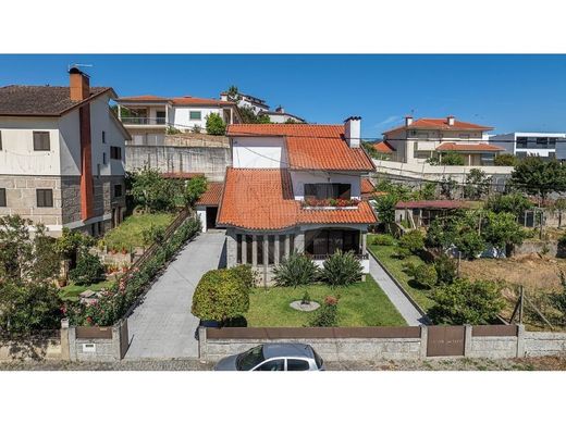 Maison de luxe à vendre à Celorico de Basto, 600 000 €, Photo 4