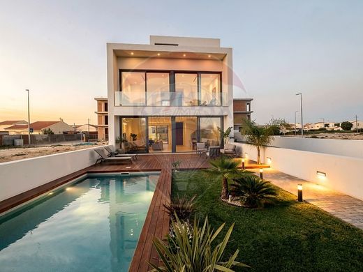Maison de luxe à vendre à Peniche, 595 000 €, Photo 1